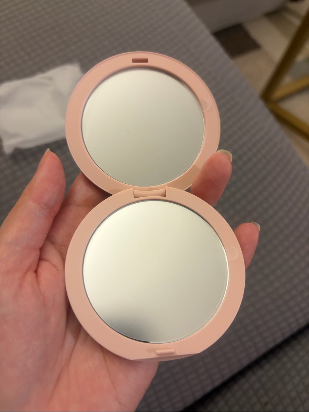 Dior Quilted Pink Compact Case - Picture 3 of 4